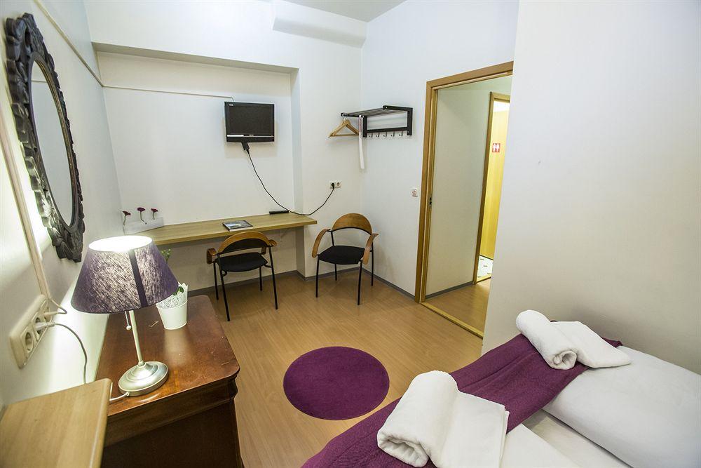 Capital-Inn Hostel レイキャヴィーク エクステリア 写真