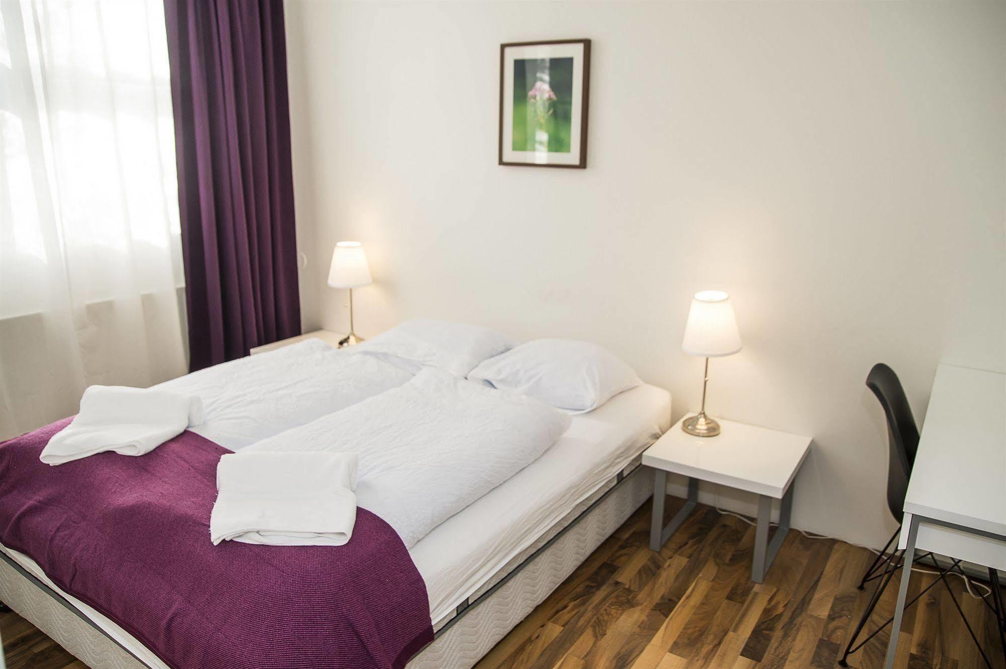 Capital-Inn Hostel レイキャヴィーク エクステリア 写真